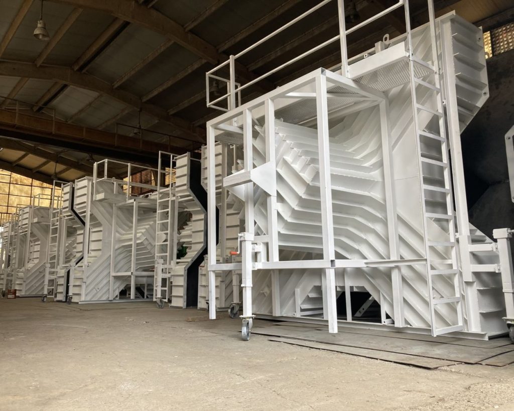KFM Xbloc Mold 14m3 32